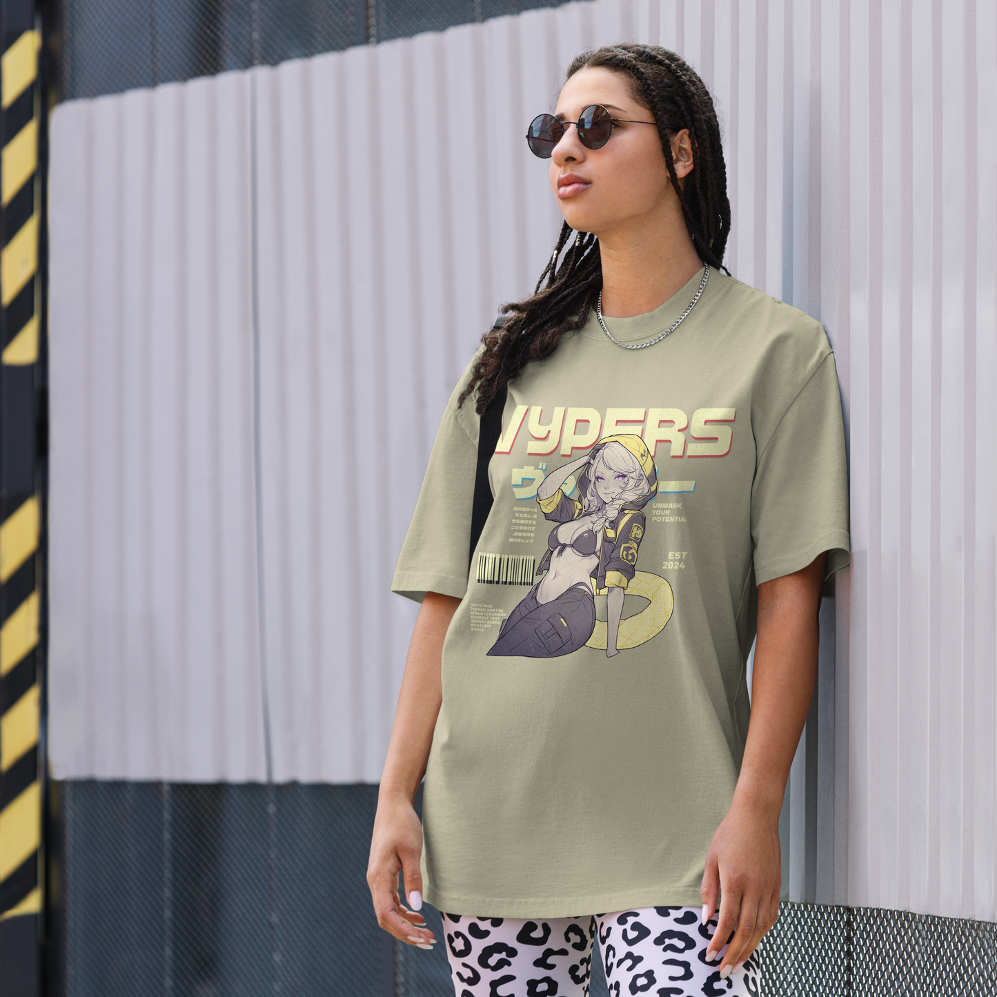 Thunder Waifu - Oversized faded tee